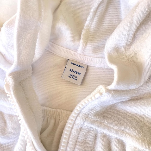 Cat & Jack One Pieces 3 Pc Bundle Baby Girl 8 Months Clothing